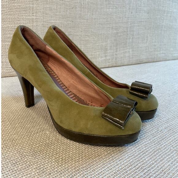Retro Anthropologie, Miss Albright, Green Suede, Patent Leather Pumps, Size 7.5 - Picture 1 of 9